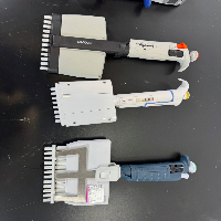 Pipettes and PIpet Controllers - Quantity 5 image 0